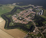Willemstad_luchtfoto_400_bij_290
